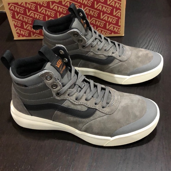 Vans Ultrarange Hi Mte Ginger White Shoes